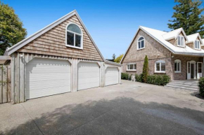 Manly Beach - Private 3 Bedroom - small dog friendly - Sailing Club Whangaparaoa
